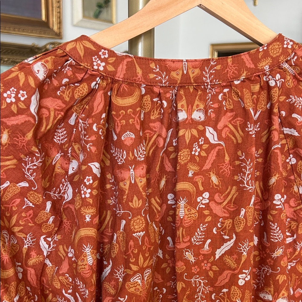 Duluth Trading Co Orange 100% Organic Cotton Patterned Blouse - Picture 8 of 9